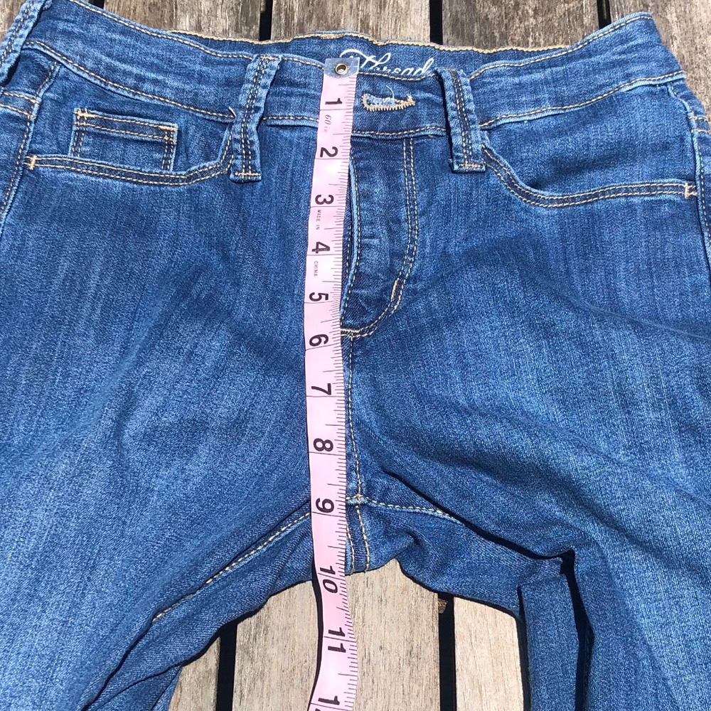 Universal Thread High Rise Skinny Jeans w/elastane - Picture 10 of 11